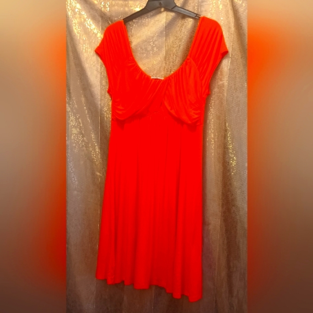 2X Women's Plus orange dress by Mai Tai from Fashion To Figure. New with tag.